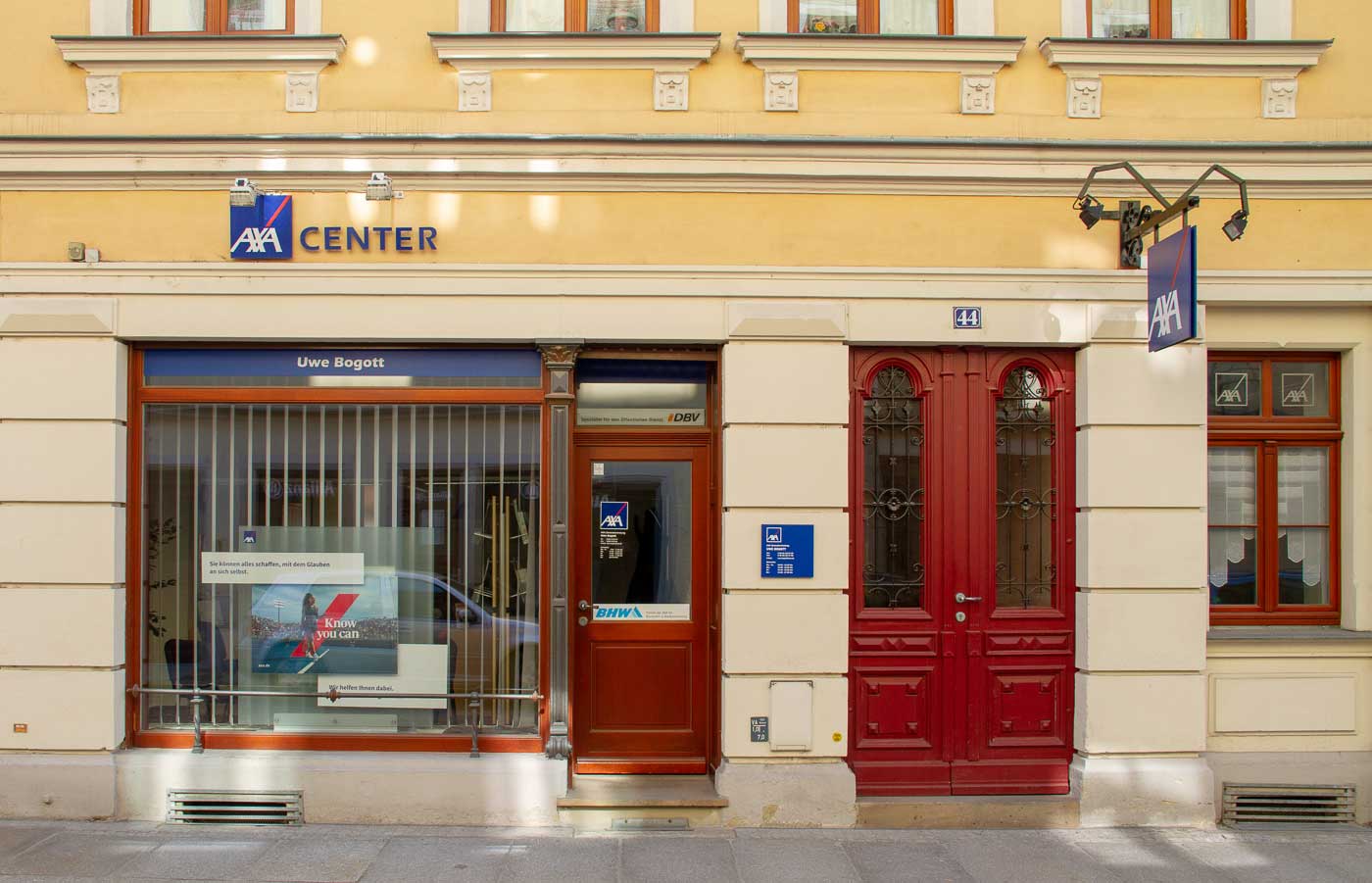 axa