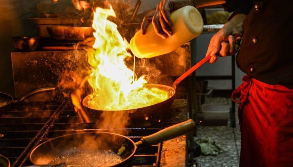 Küchenchef_1280_Bild von zoli gy auf Pixabay