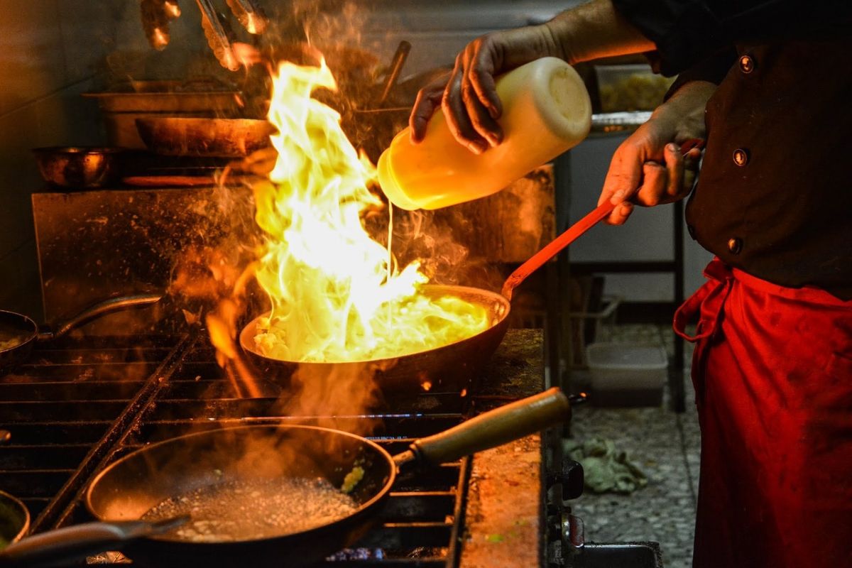 Küchenchef_1280_Bild von zoli gy auf Pixabay